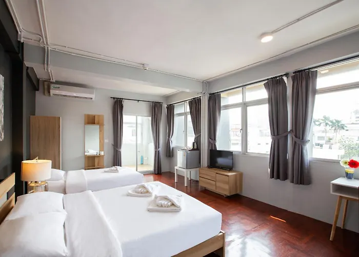 185@surawong 4* Bangkok